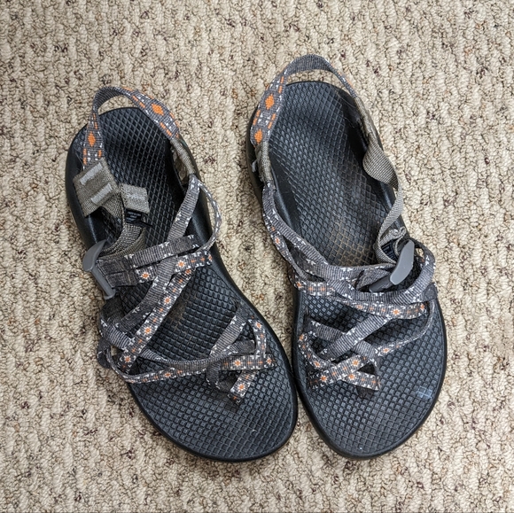 Women's Z cloud X2 Chaco size 7 - Picture 1 of 4